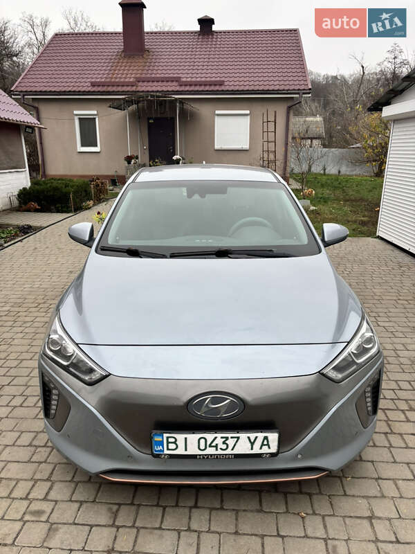 Хэтчбек Hyundai Ioniq 2017 в Полтаве