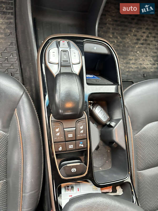 Хэтчбек Hyundai Ioniq 2017 в Полтаве