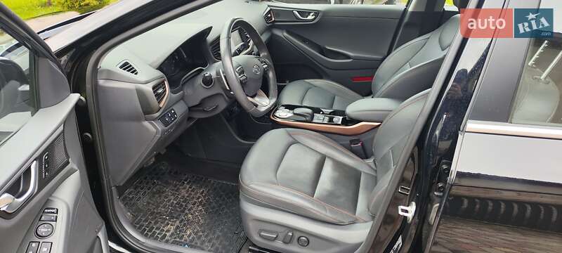 Хэтчбек Hyundai Ioniq 2018 в Городке