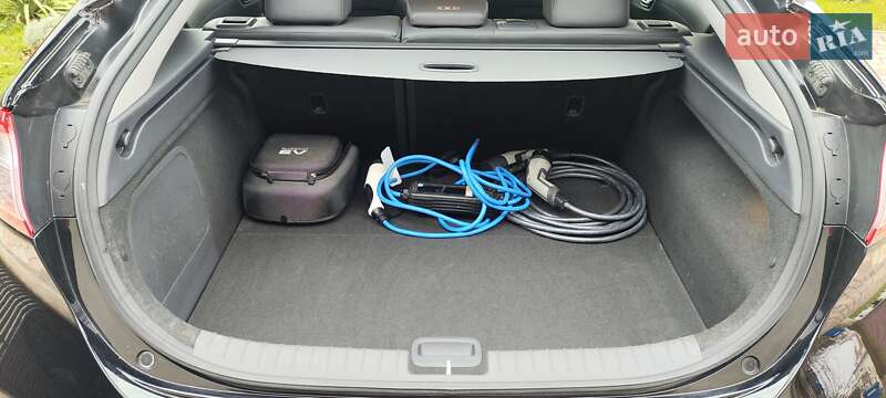 Хэтчбек Hyundai Ioniq 2018 в Городке