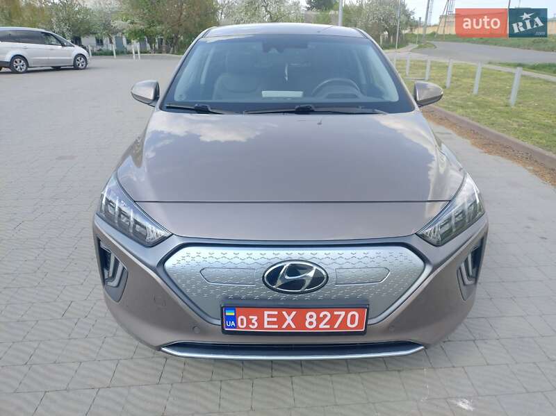 Лифтбек Hyundai Ioniq 2019 в Владимире фото 2 Лифтбек Hyundai Ioniq 2019 в Владимире