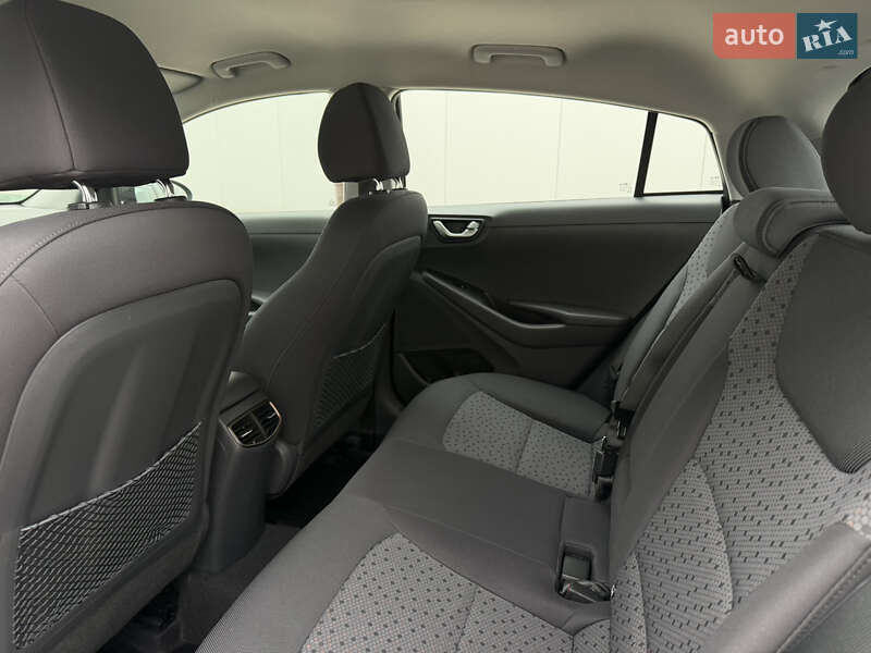 Хэтчбек Hyundai Ioniq 2018 в Виннице