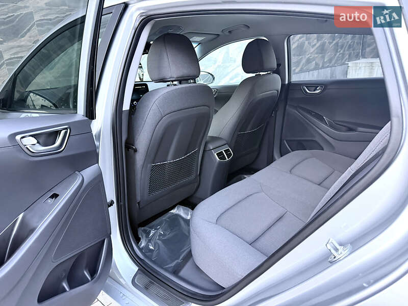 Лифтбек Hyundai Ioniq 2020 в Тернополе фото 30 Лифтбек Hyundai Ioniq 2020 в Тернополе