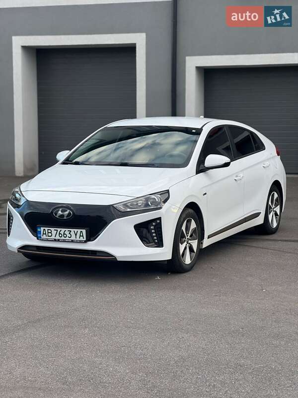 Хетчбек Hyundai Ioniq 2018 в Вінниці