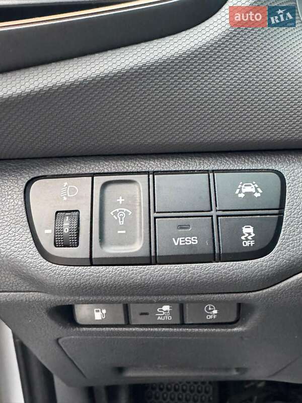 Хетчбек Hyundai Ioniq 2018 в Вінниці