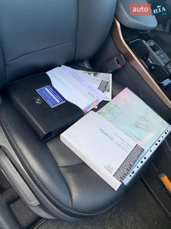 Ліфтбек Hyundai Ioniq 2019 в Кропивницькому документ 2 фото Ліфтбек Hyundai Ioniq 2019 в Кропивницькому документ