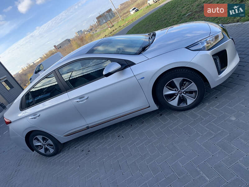 Ліфтбек Hyundai Ioniq 2019 в Кропивницькому фото 29 Ліфтбек Hyundai Ioniq 2019 в Кропивницькому