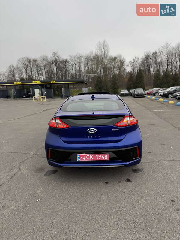 Лифтбек Hyundai Ioniq 2019 в Львове