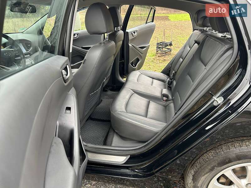 Хэтчбек Hyundai Ioniq 2019 в Полтаве