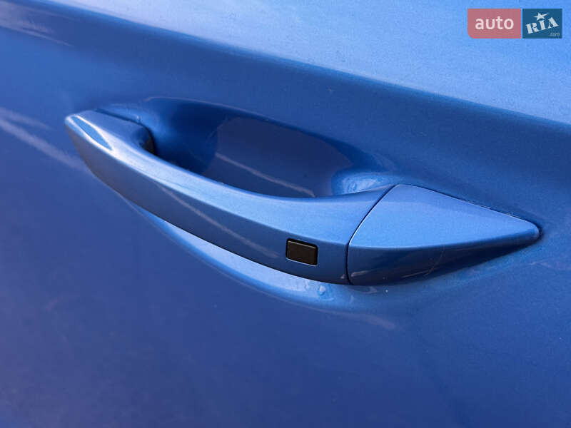 Хэтчбек Hyundai Ioniq 2017 в Одессе