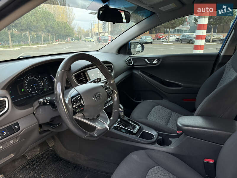 Хэтчбек Hyundai Ioniq 2017 в Одессе