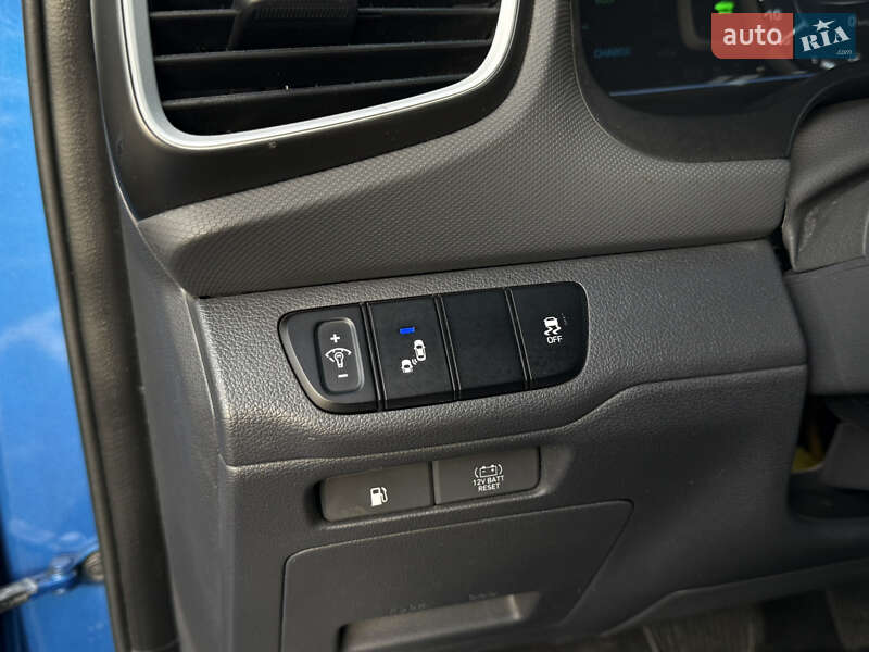 Хэтчбек Hyundai Ioniq 2017 в Одессе