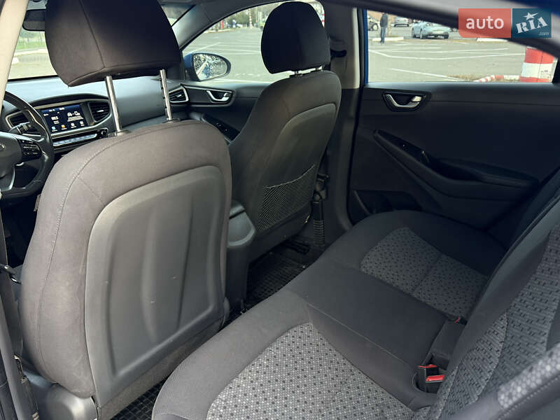 Хэтчбек Hyundai Ioniq 2017 в Одессе