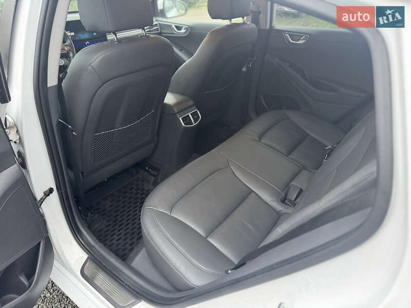 Ліфтбек Hyundai Ioniq 2020 в Рівному фото 19 Ліфтбек Hyundai Ioniq 2020 в Рівному