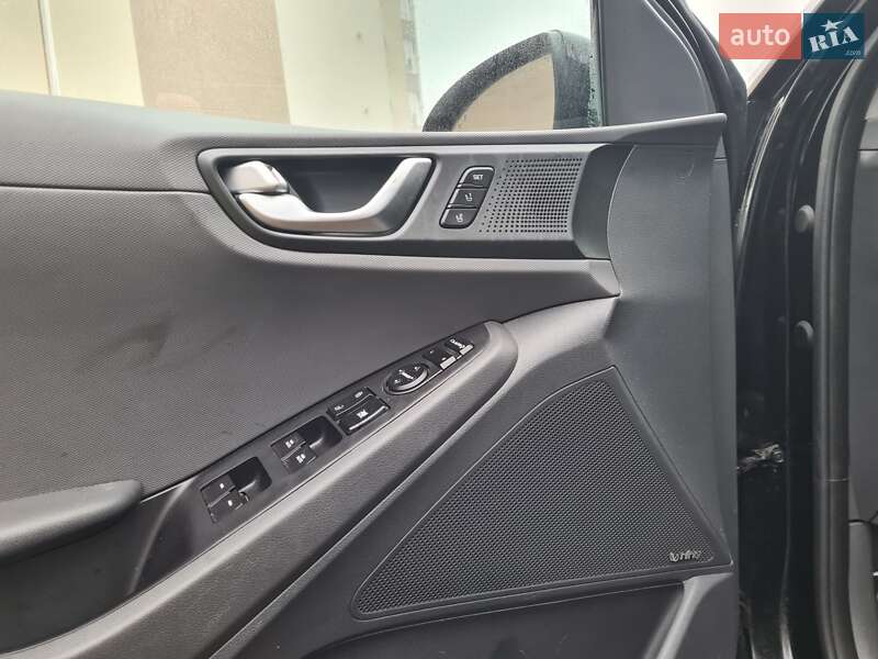 Лифтбек Hyundai Ioniq 2019 в Виннице