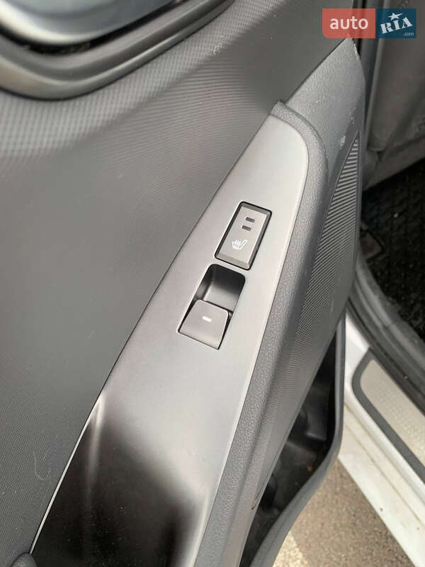 Лифтбек Hyundai Ioniq 2020 в Ровно