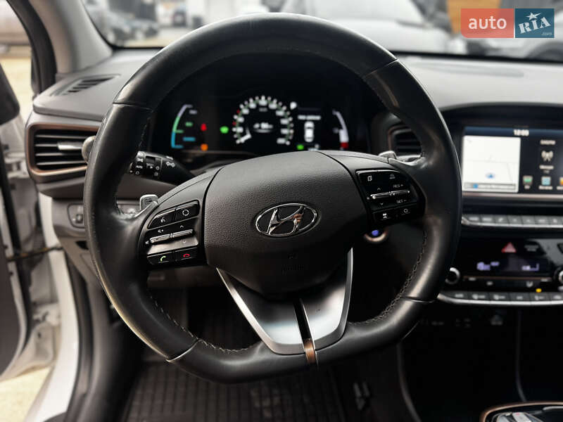 Хэтчбек Hyundai Ioniq 2017 в Житомире