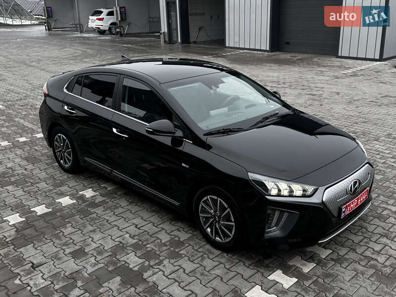 Лифтбек Hyundai Ioniq 2020 в Владимире