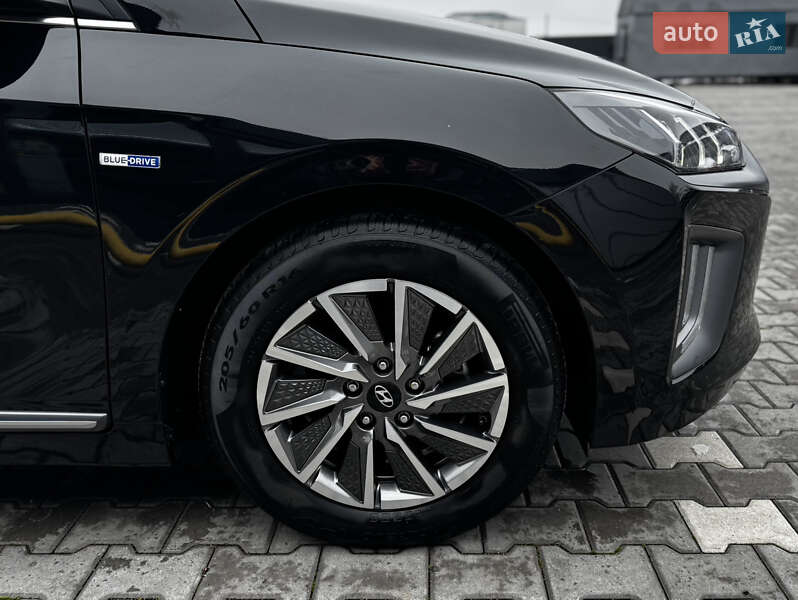 Лифтбек Hyundai Ioniq 2020 в Владимире