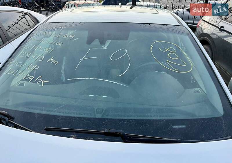 Хэтчбек Hyundai Ioniq 2018 в Киеве фото 5 Хэтчбек Hyundai Ioniq 2018 в Киеве