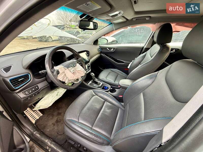 Хэтчбек Hyundai Ioniq 2018 в Киеве фото 22 Хэтчбек Hyundai Ioniq 2018 в Киеве