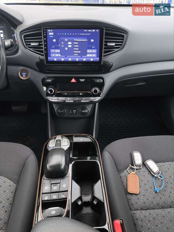 Хэтчбек Hyundai Ioniq 2017 в Ковеле