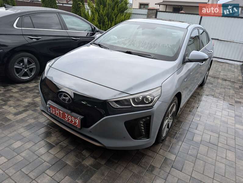 Хэтчбек Hyundai Ioniq 2018 в Виннице