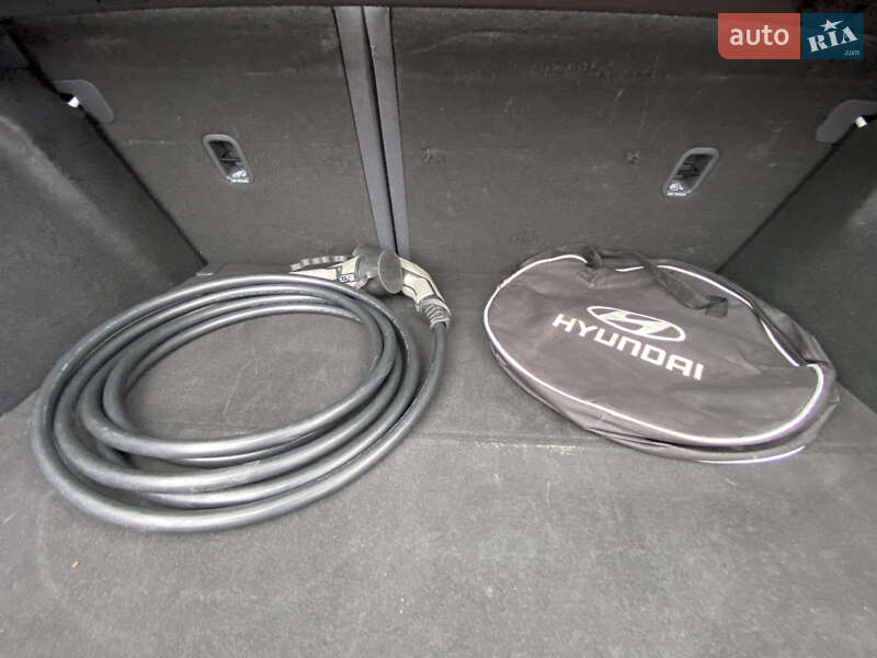 Лифтбек Hyundai Ioniq 2020 в Тернополе фото 23 Лифтбек Hyundai Ioniq 2020 в Тернополе