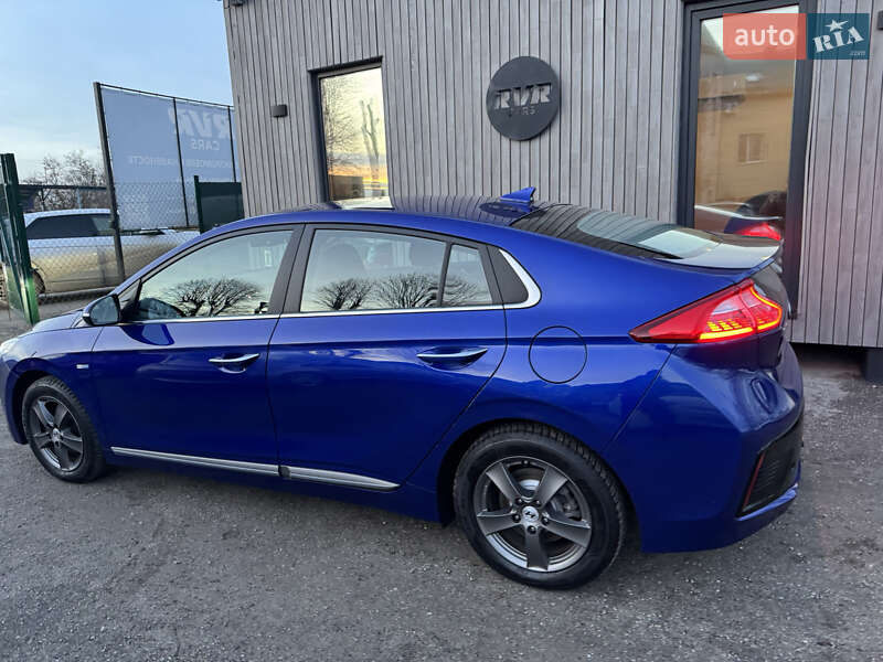 Хэтчбек Hyundai Ioniq 2018 в Тернополе