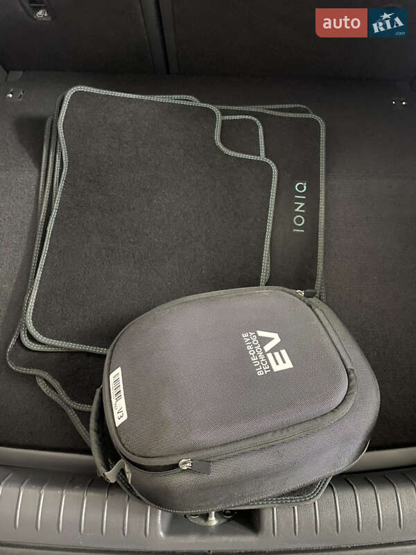 Хэтчбек Hyundai Ioniq 2017 в Жашкове