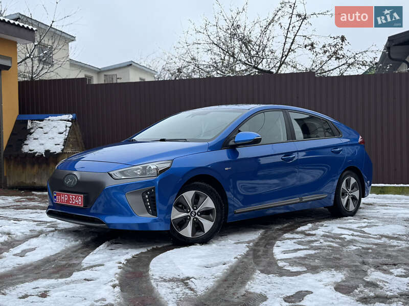 Хэтчбек Hyundai Ioniq 2017 в Ровно