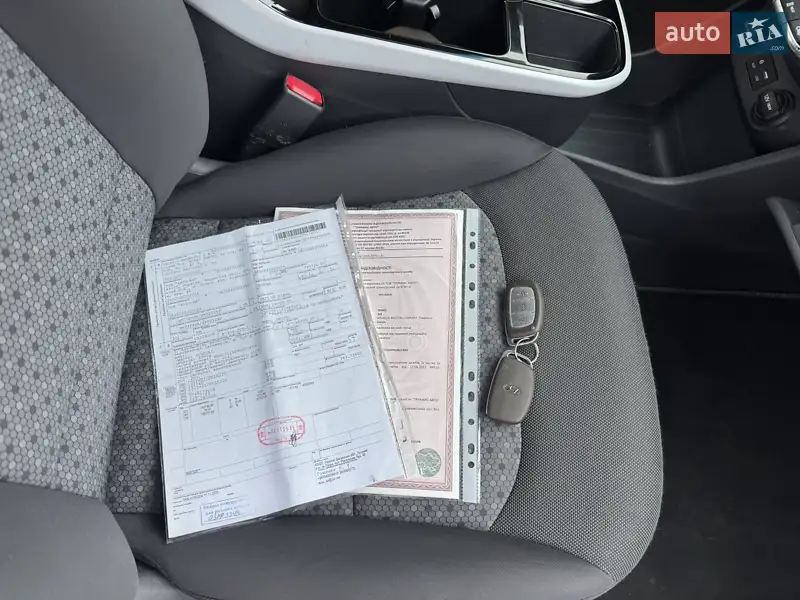 Хэтчбек Hyundai Ioniq 2017 в Ровно документ