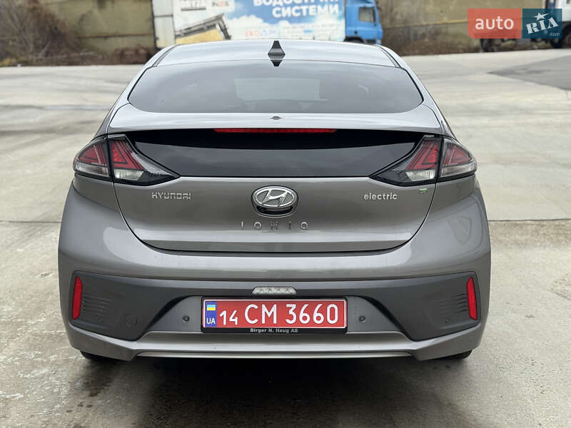 Лифтбек Hyundai Ioniq 2019 в Виннице