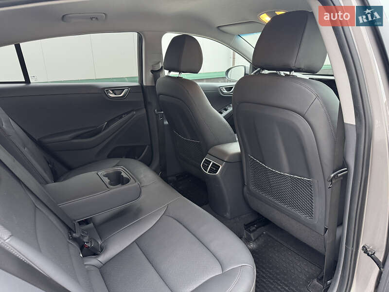 Лифтбек Hyundai Ioniq 2019 в Виннице