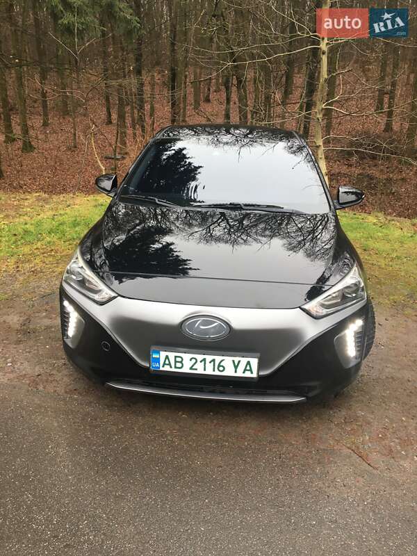 Хэтчбек Hyundai Ioniq 2016 в Виннице