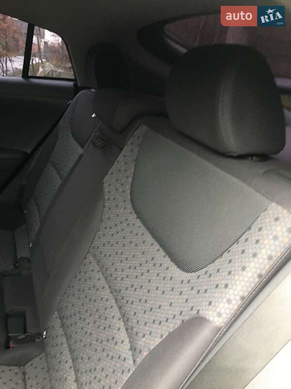 Хэтчбек Hyundai Ioniq 2016 в Виннице