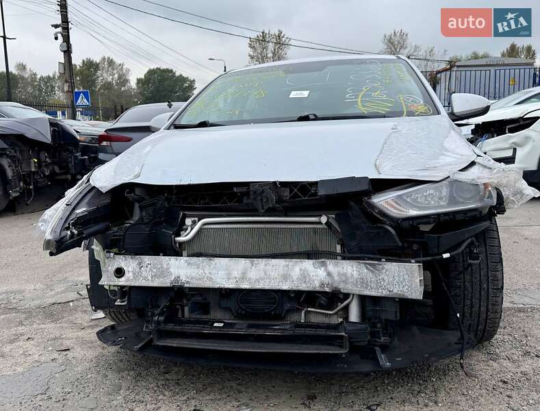 Hyundai Ioniq 2019 Hyundai Ioniq 2019