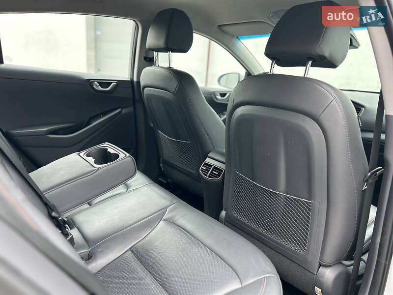 Хэтчбек Hyundai Ioniq 2017 в Виннице фото 12 Хэтчбек Hyundai Ioniq 2017 в Виннице