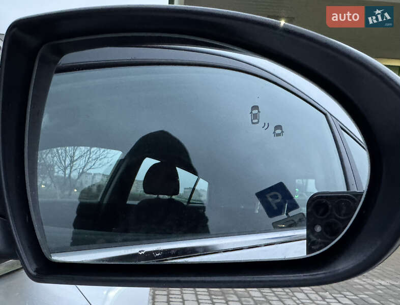 Хетчбек Hyundai Ioniq 2017 в Тернополі фото 16 Хетчбек Hyundai Ioniq 2017 в Тернополі