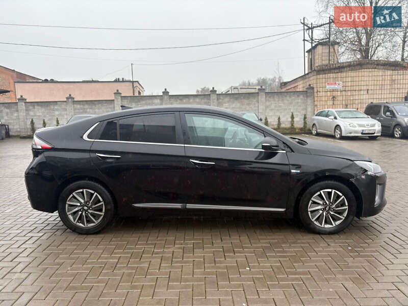 Лифтбек Hyundai Ioniq 2020 в Ровно фото 5 Лифтбек Hyundai Ioniq 2020 в Ровно