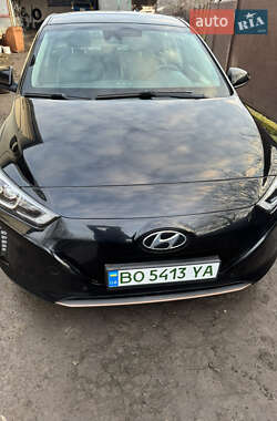 Хэтчбек Hyundai Ioniq 2017 в Тернополе