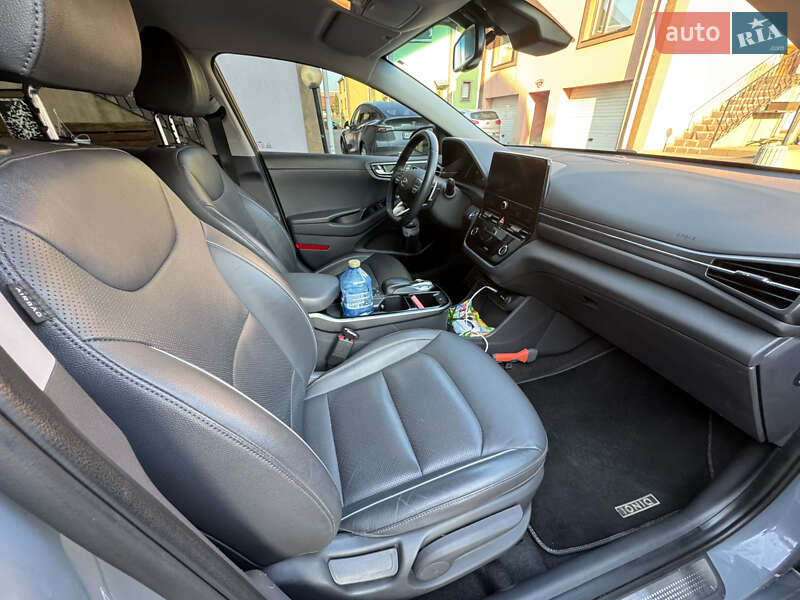 Лифтбек Hyundai Ioniq 2019 в Виннице