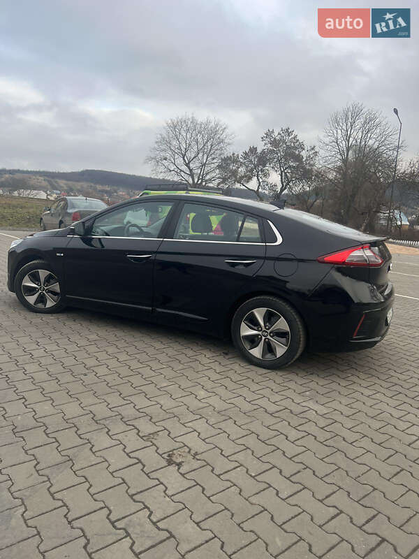 Хетчбек Hyundai Ioniq 2017 в Бережанах
