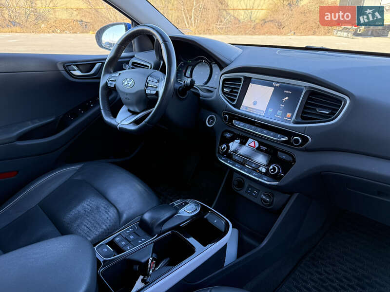 Хетчбек Hyundai Ioniq 2017 в Вінниці