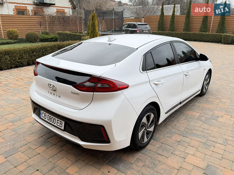 Хэтчбек Hyundai Ioniq 2017 в Чернигове