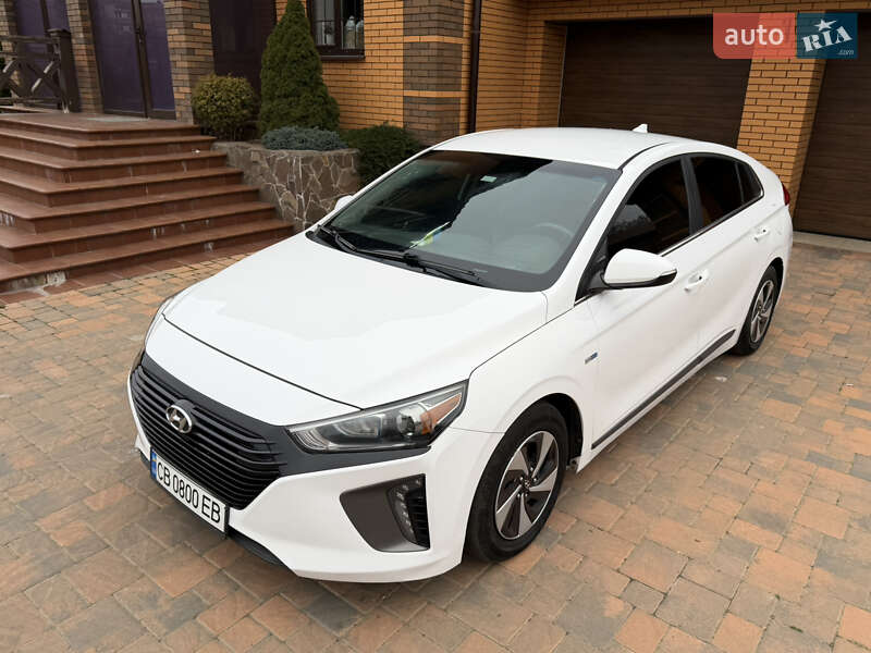 Хэтчбек Hyundai Ioniq 2017 в Чернигове