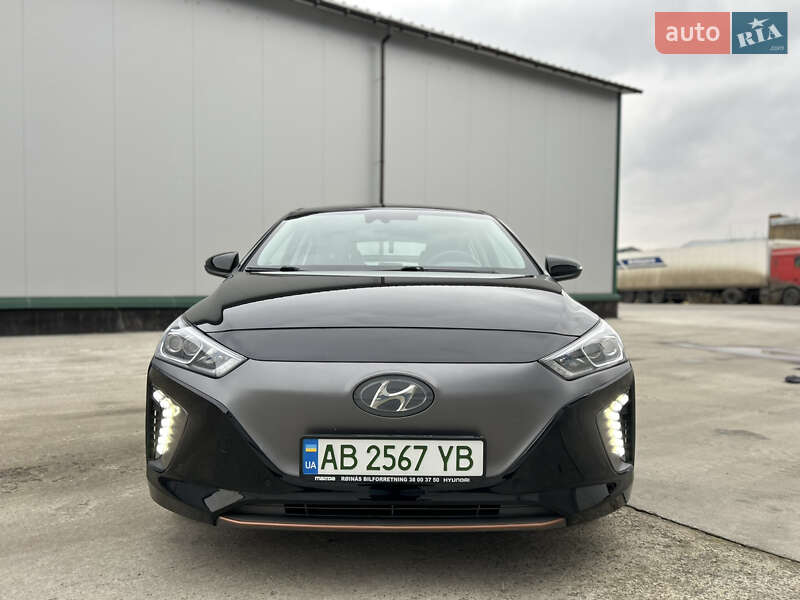 Хетчбек Hyundai Ioniq 2016 в Вінниці