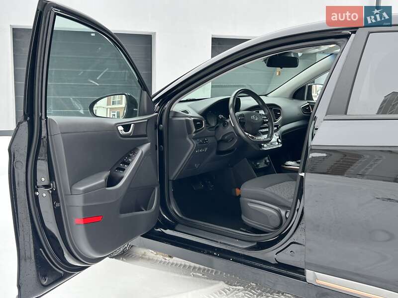 Хетчбек Hyundai Ioniq 2017 в Тернополі
