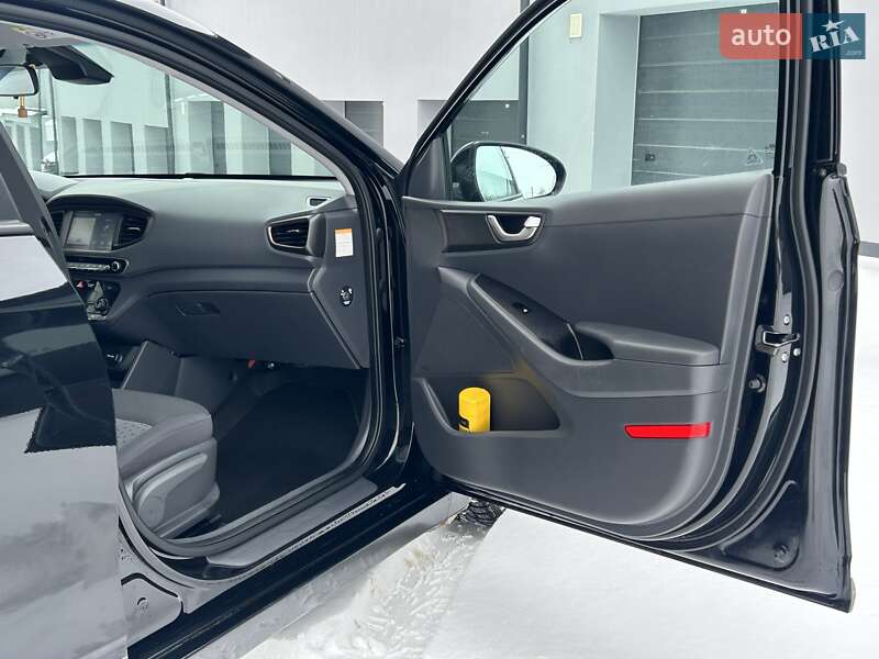 Хетчбек Hyundai Ioniq 2017 в Тернополі