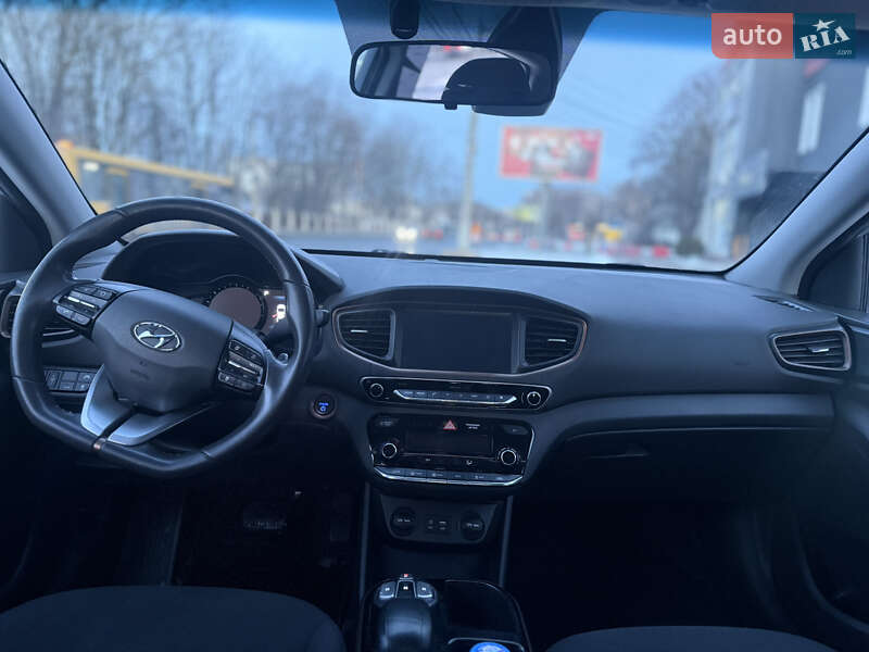Хетчбек Hyundai Ioniq 2018 в Вінниці
